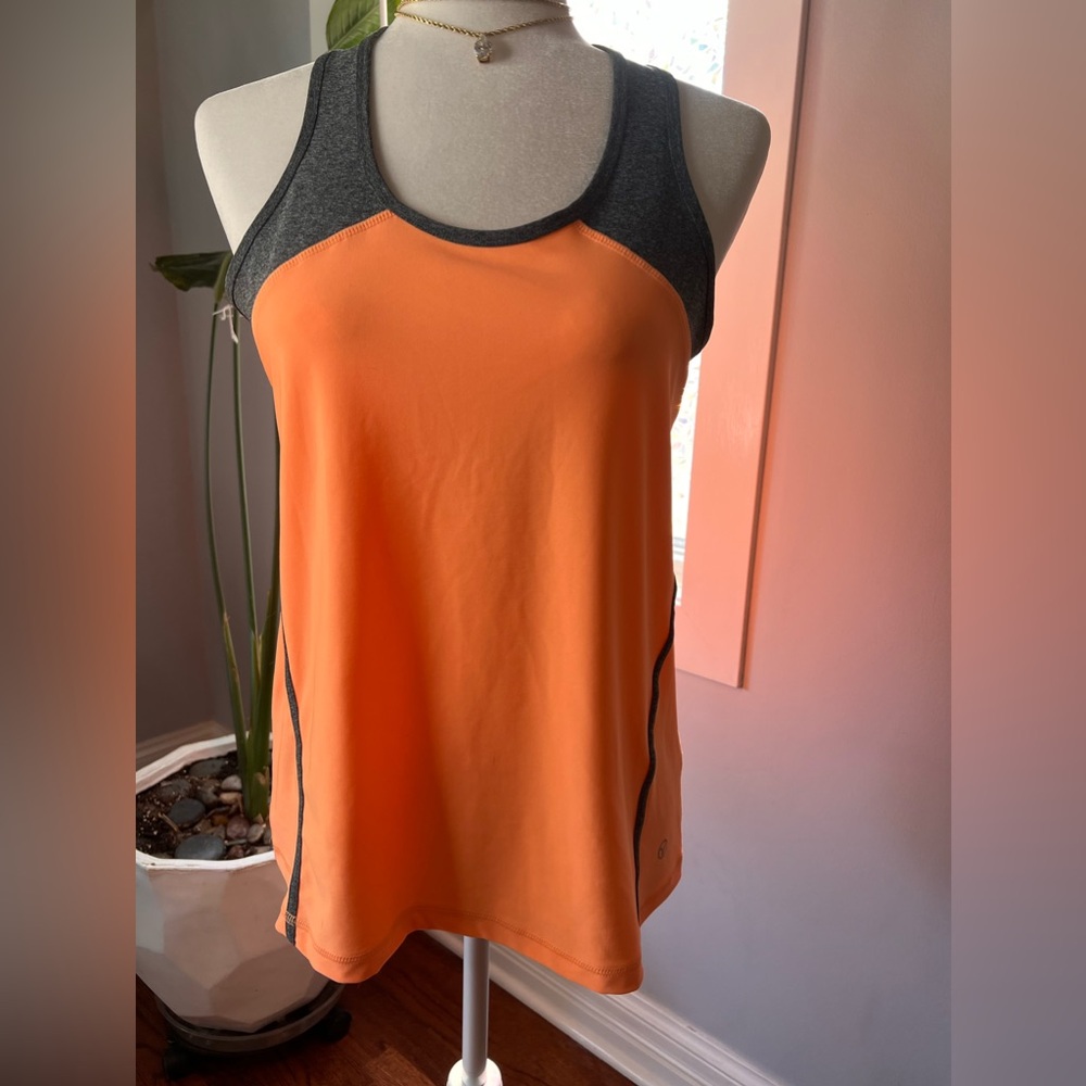 VOGO Athletica Tank